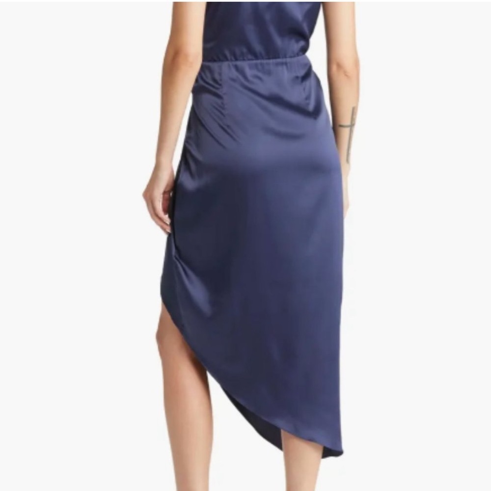 Lulus Law of Attraction One Shoulder Satin Dress Navy Blue Size Small NWT - Picture 3 of 6